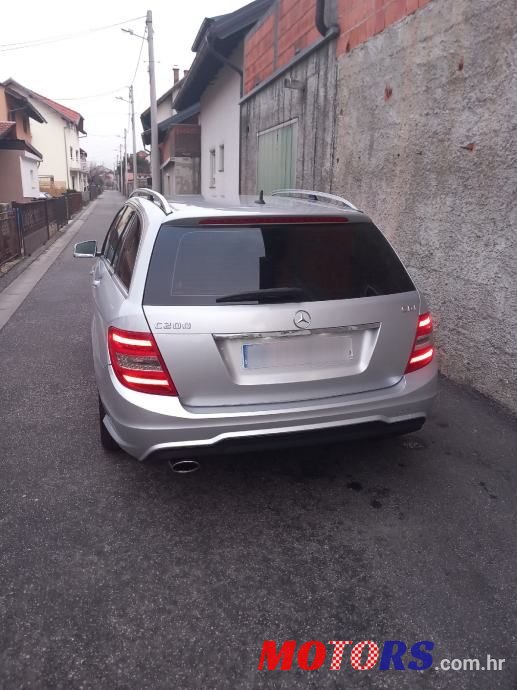 2012' Mercedes-Benz C-Klasa 200 Cdi T photo #6