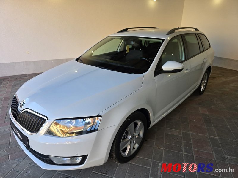 2015' Skoda Octavia Combi photo #2