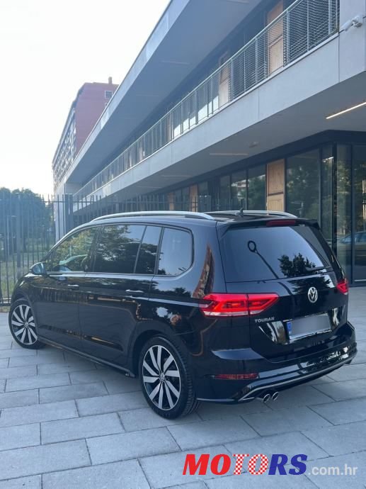 2017' Volkswagen Touran 2,0 Tdi photo #3