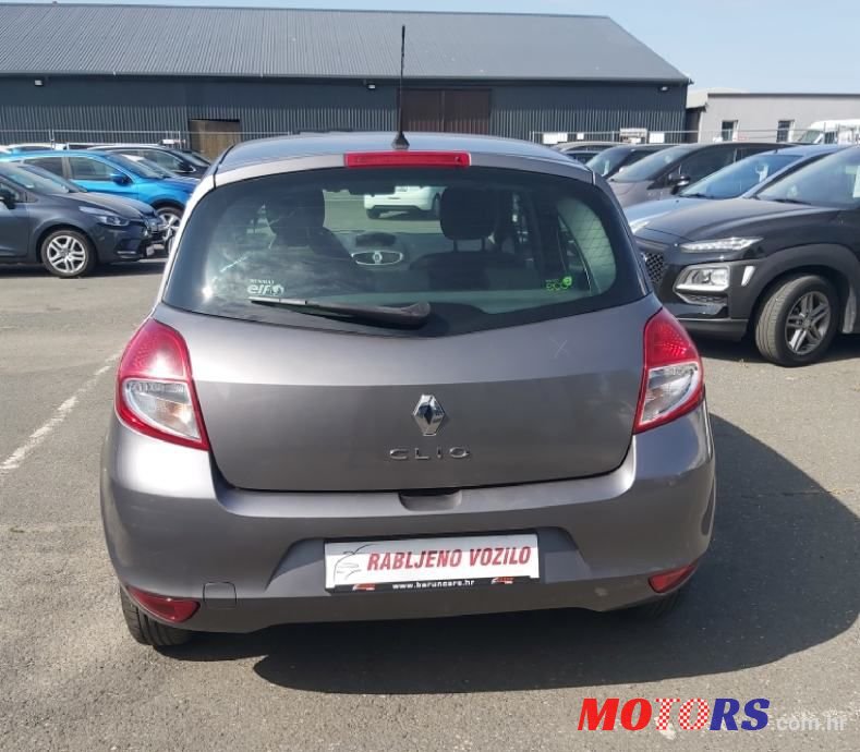 2010' Renault Clio 1,2 16V photo #4