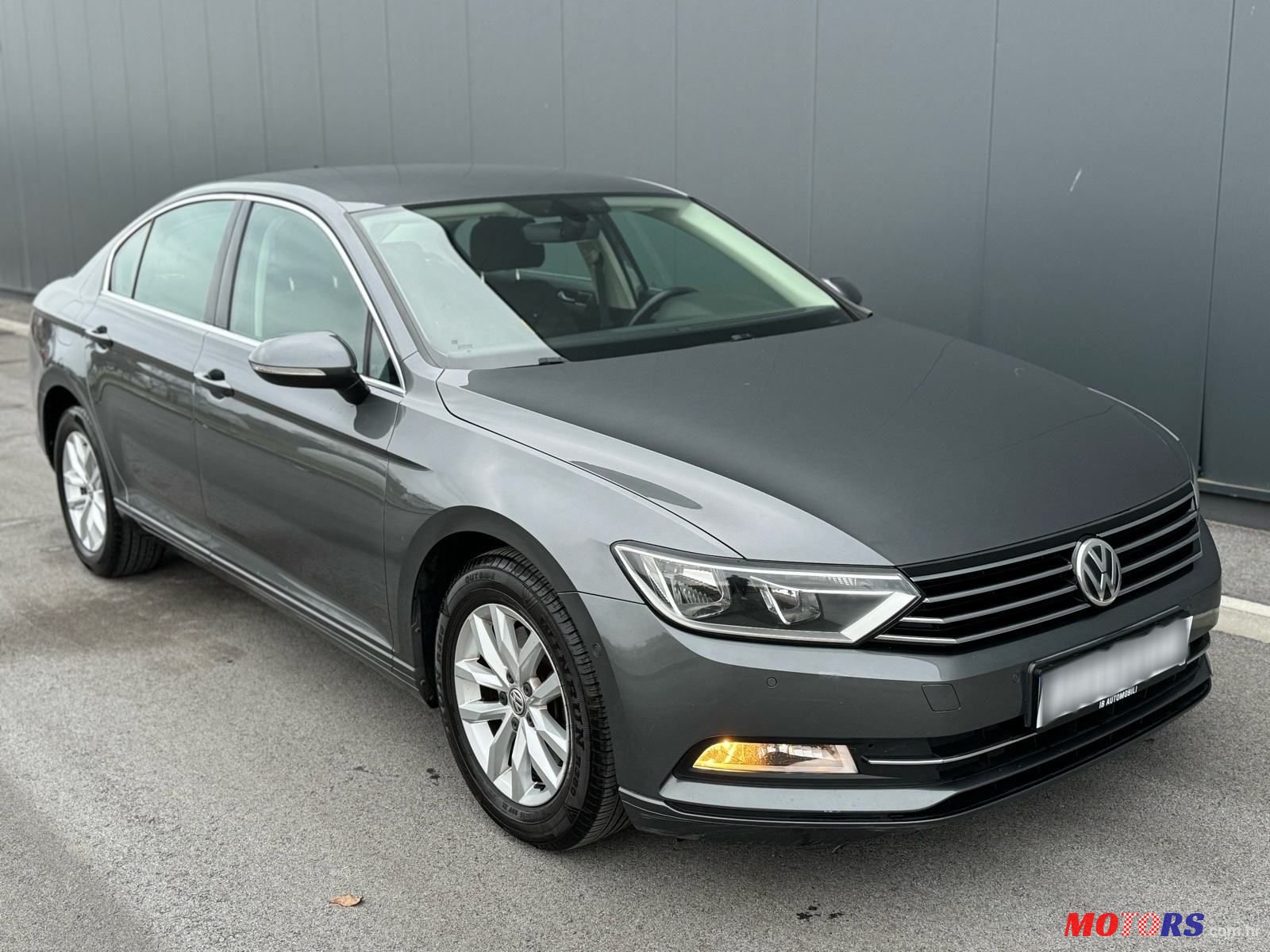 2016' Volkswagen Passat photo #3