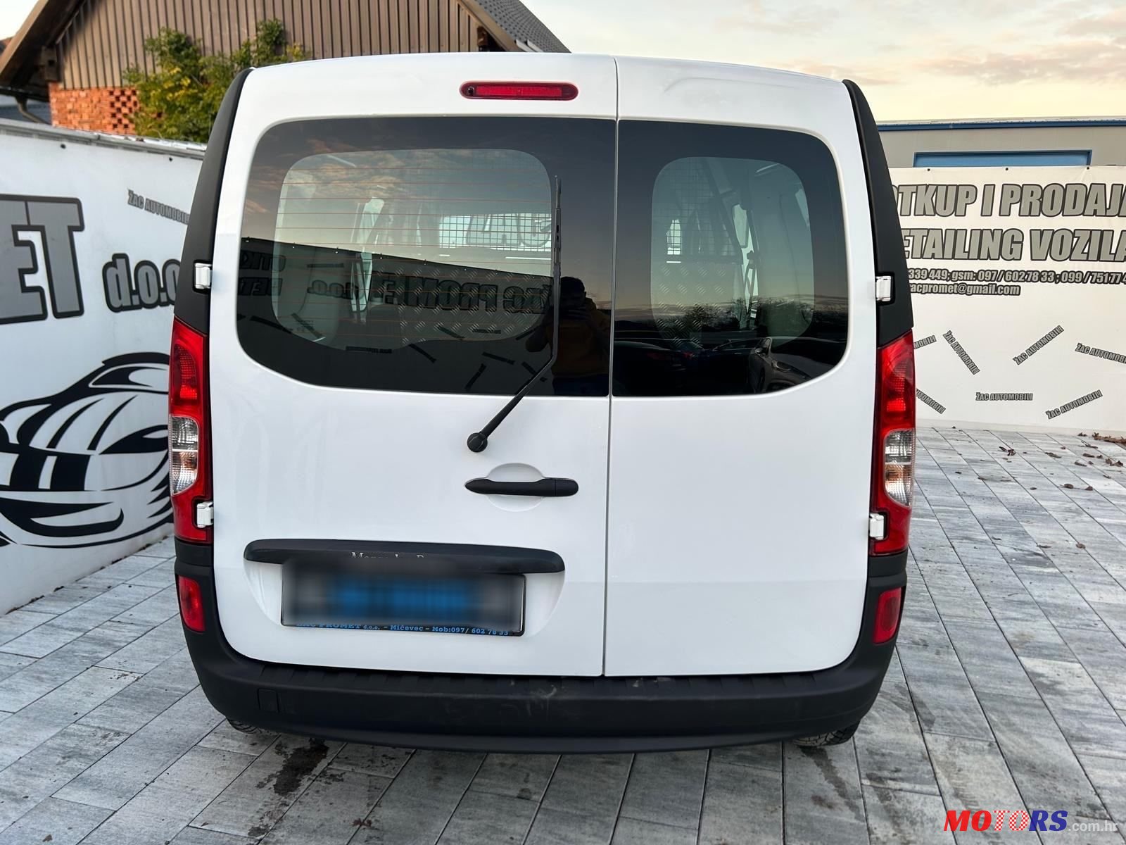 2015' Mercedes-Benz Citan Kombi photo #3
