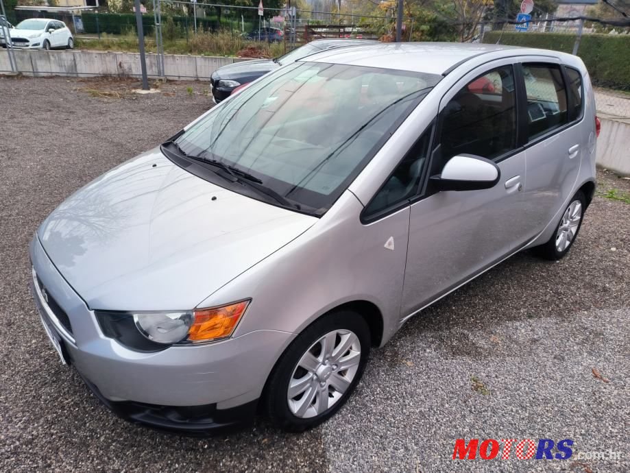 2011' Mitsubishi Colt 1,3 photo #6