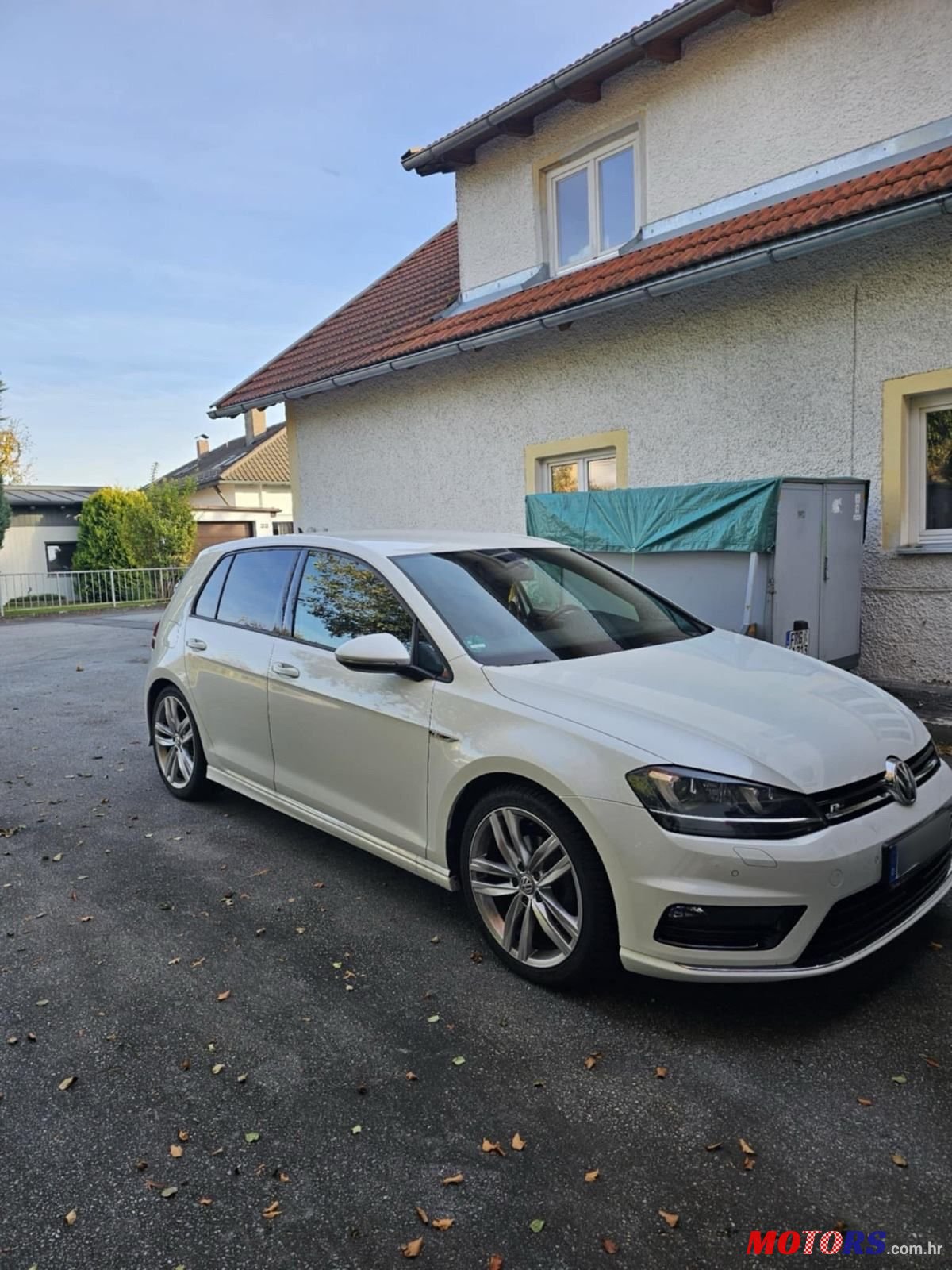 2013' Volkswagen Golf VII Golf R photo #5