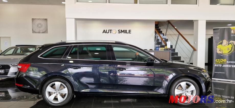 2018' Skoda Superb Combi photo #2
