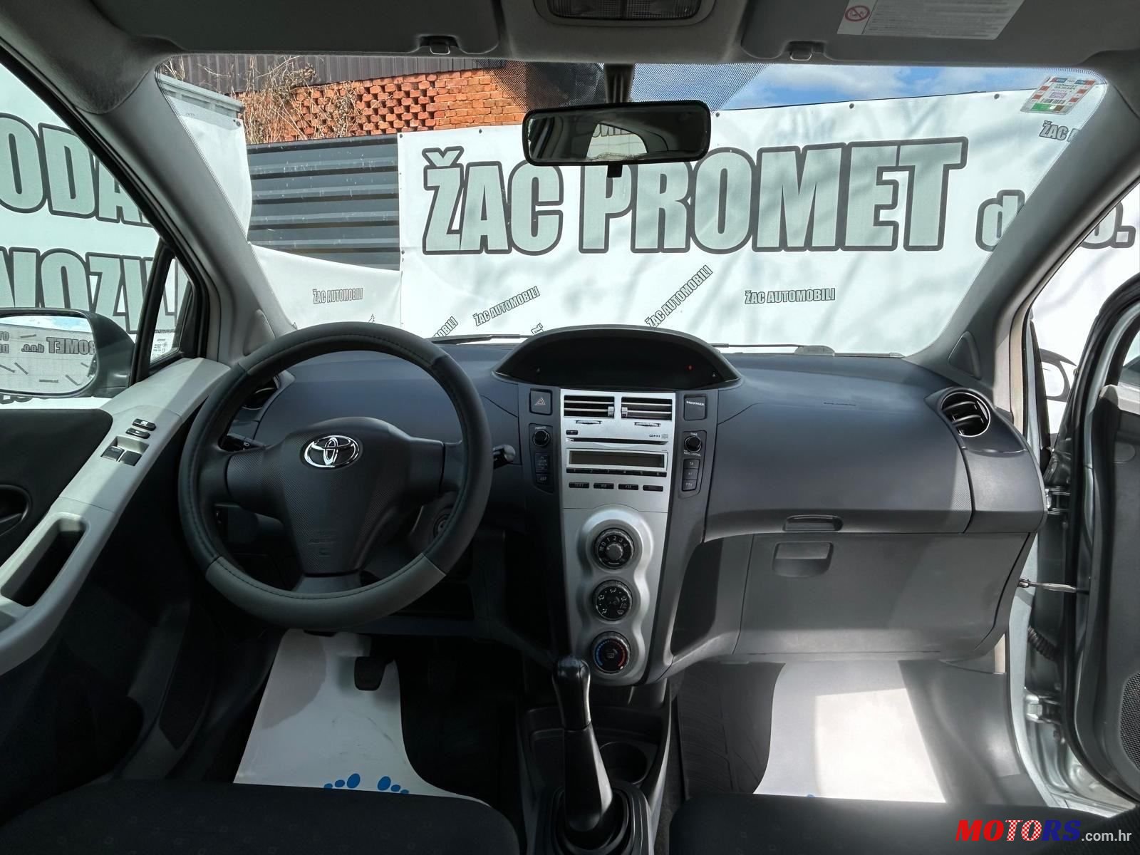 2006' Toyota Yaris 1,0 Vvt-I photo #1