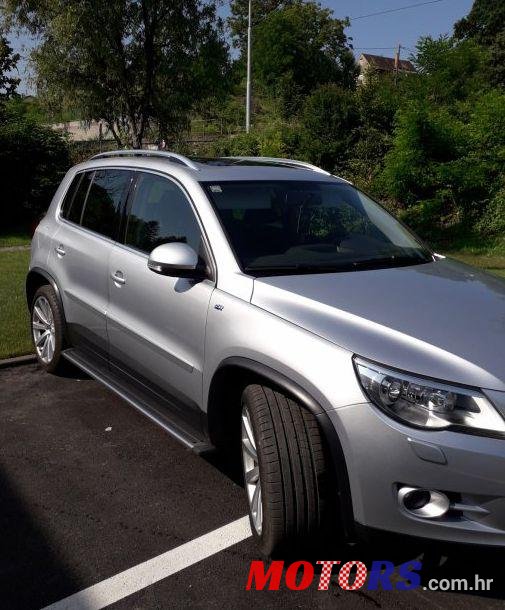 2009' Volkswagen Tiguan 2,0 Tdi photo #1