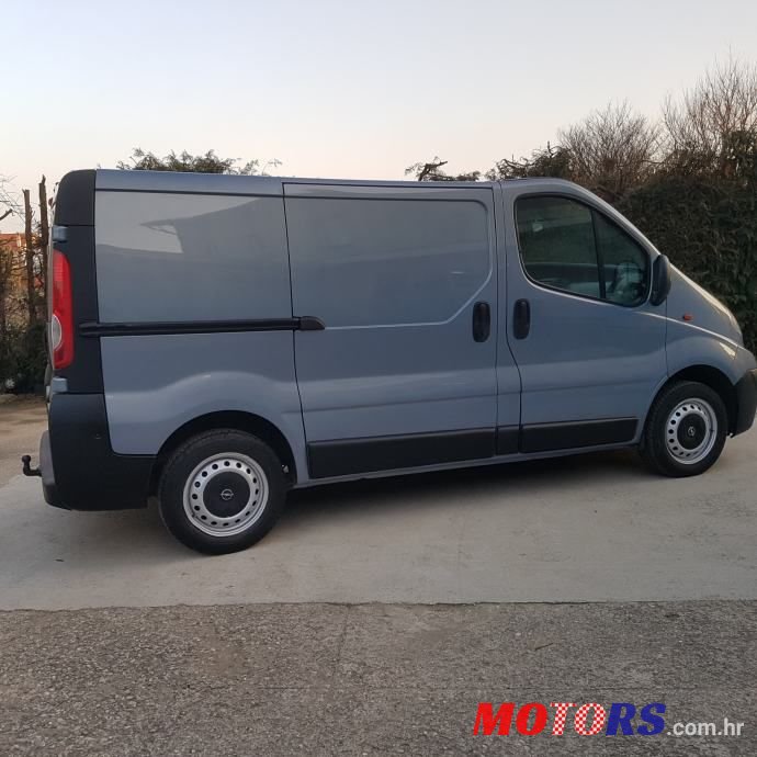 2008' Opel Vivaro photo #2
