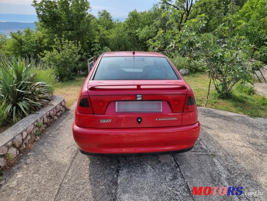 1998' SEAT Cordoba 1,4 Se photo #2