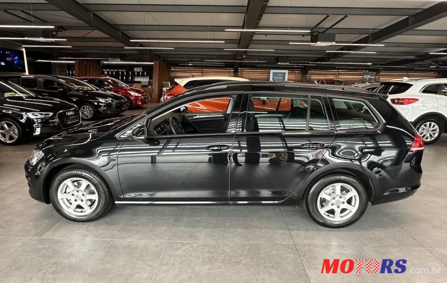 2014' Volkswagen Golf 7 1,6 Tdi Bmt photo #3