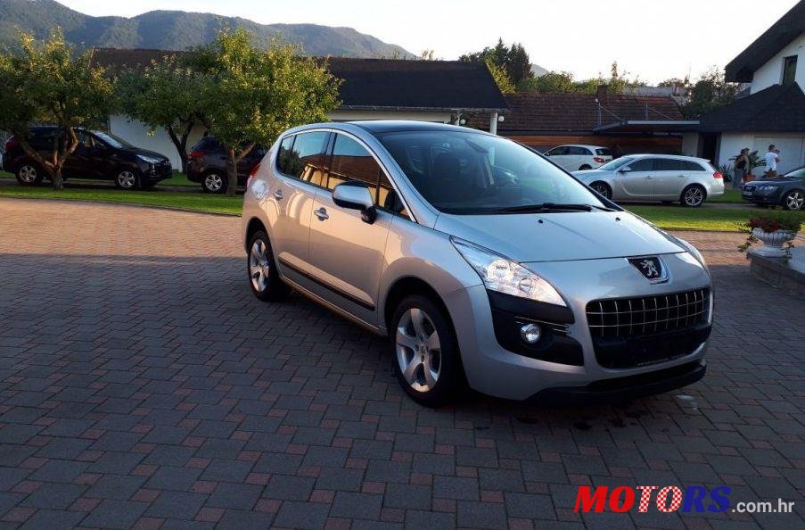 2012' Peugeot 3008 1,6 Hdi photo #1