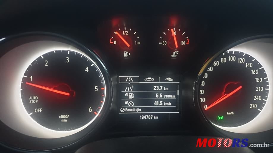 2018' Opel Astra photo #6