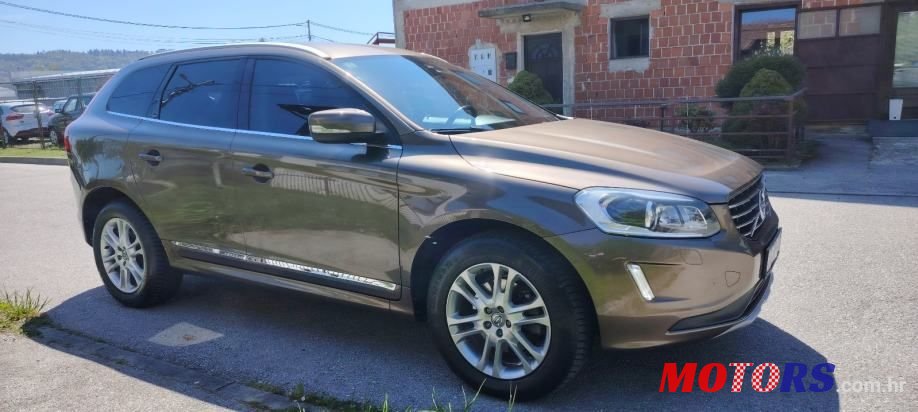 2015' Volvo XC60 Awd D4 photo #2