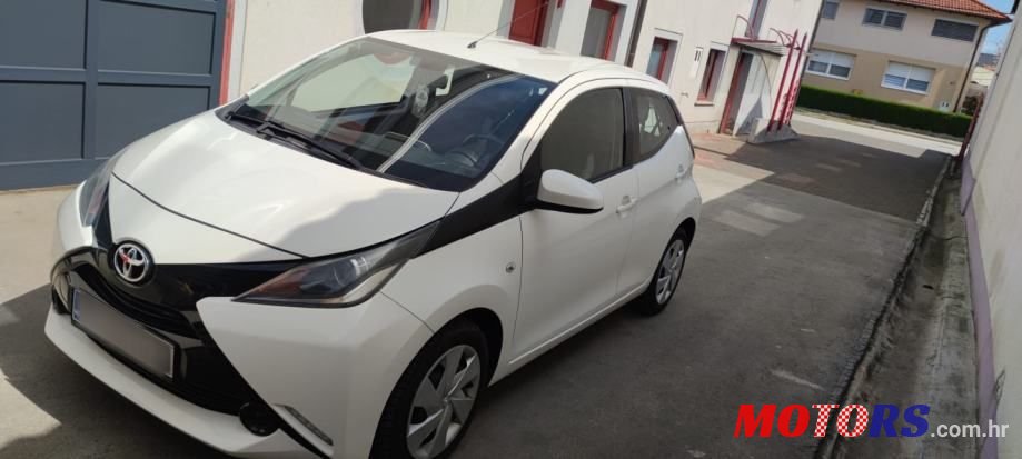 2017' Toyota Aygo photo #1