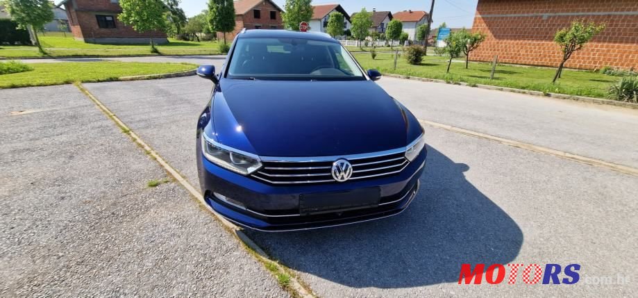 2017' Volkswagen Passat photo #1