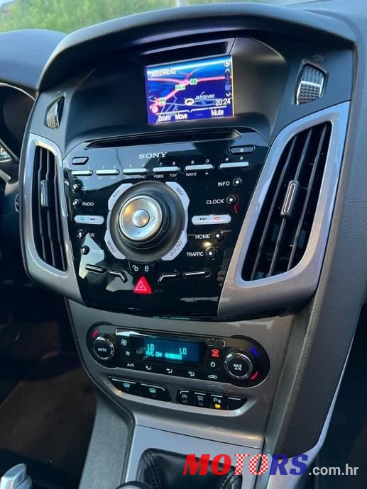 2013' Ford Focus Karavan photo #6