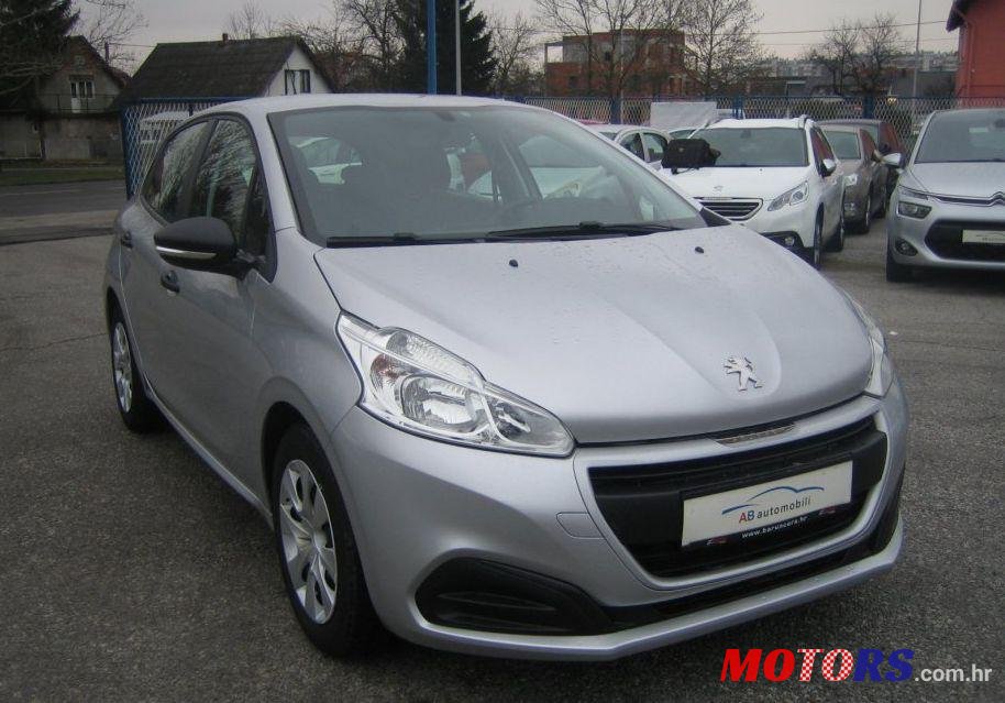 2015' Peugeot 208 1,6 photo #2