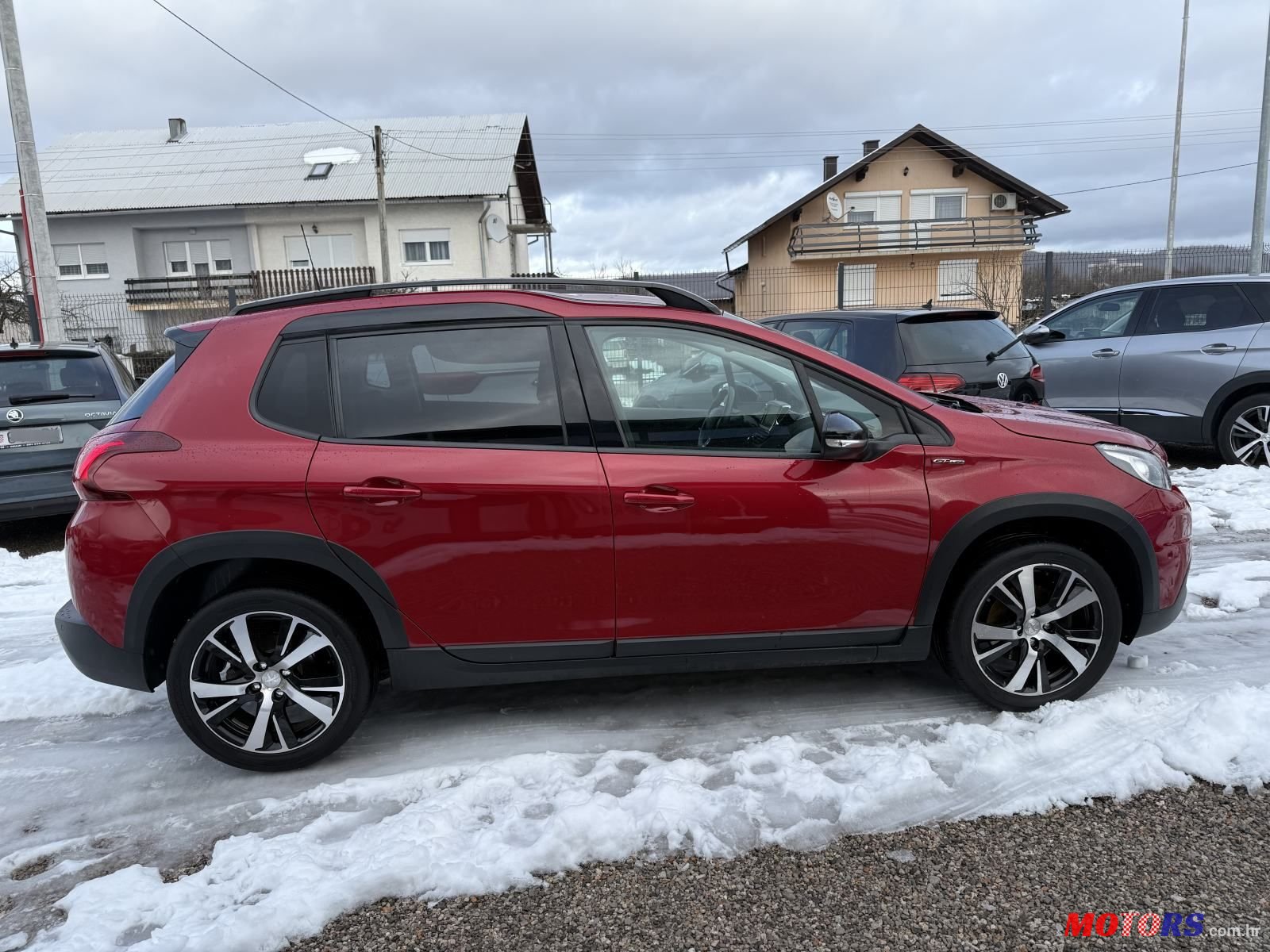 2018' Peugeot 2008 1,2 Puretech photo #3