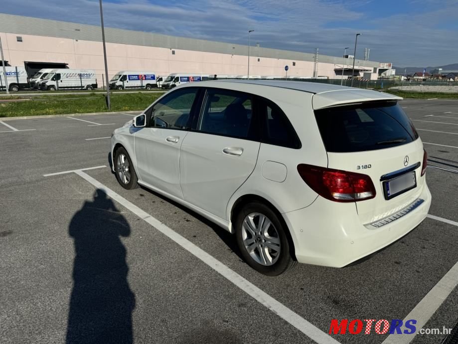 2015' Mercedes-Benz B-Klasa 180 Cdi photo #5