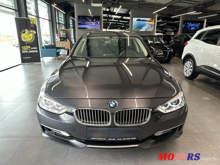 2013' BMW Serija 3 318D photo #3