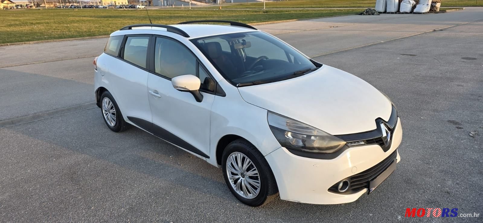 2015' Renault Clio Dci 75 photo #5