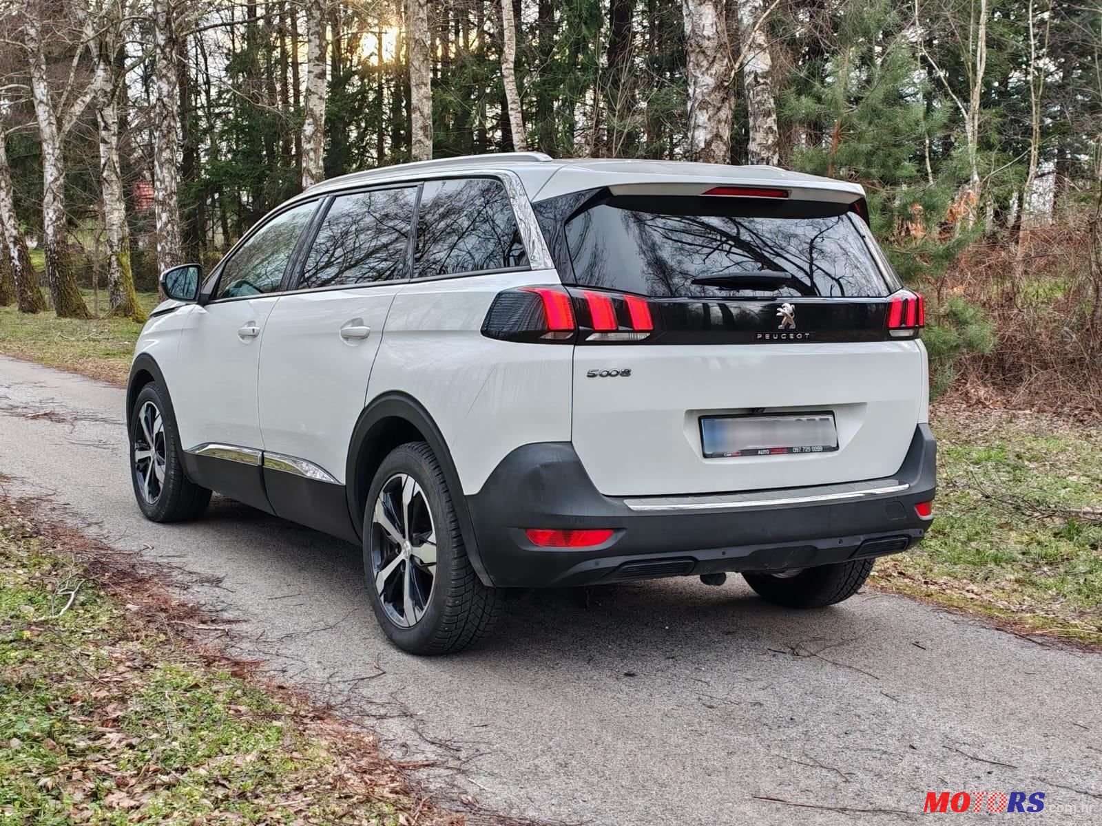 2019' Peugeot 5008 1,5 Bluehdi photo #6