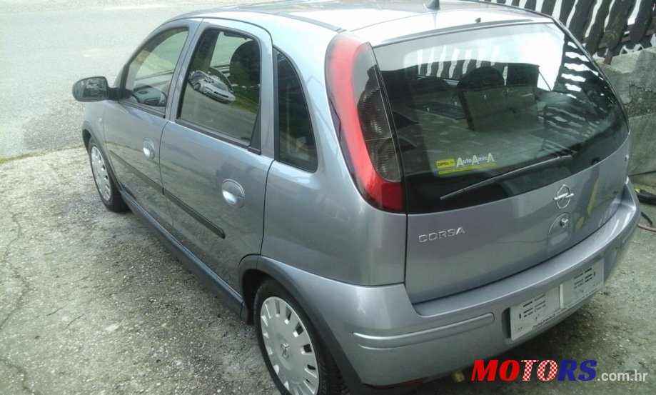 2004' Opel Corsa photo #2