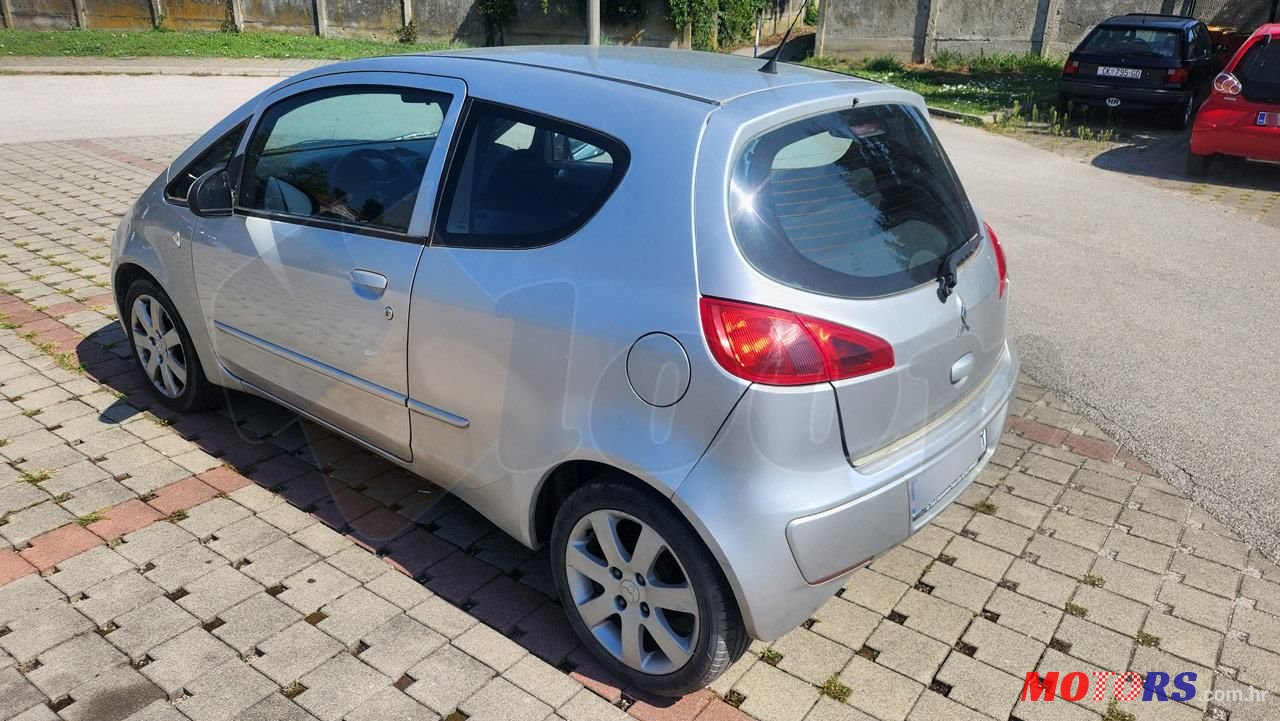 2006' Mitsubishi Colt 1,1 photo #5