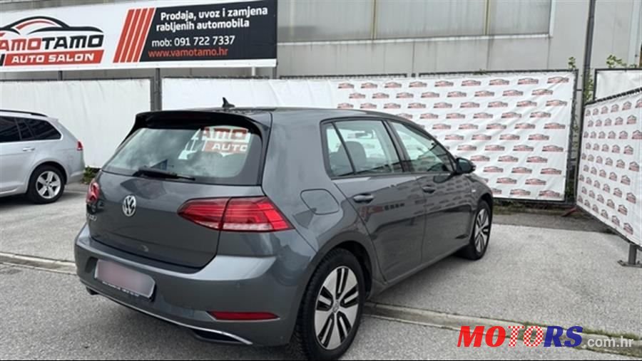 2019' Volkswagen Golf 7 E-Golf photo #5