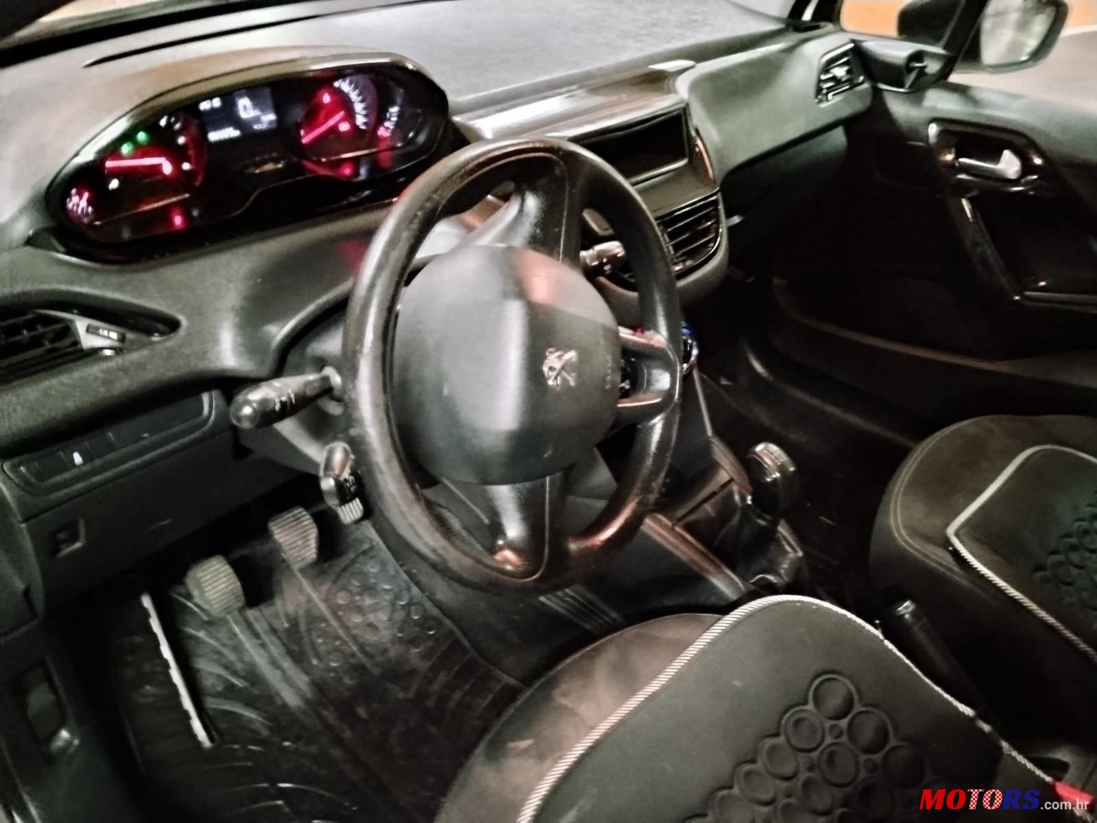 2013' Peugeot 208 1,4 Hdi photo #4