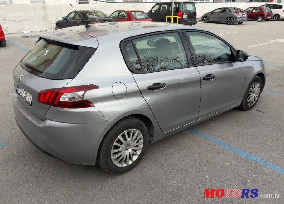 2015' Peugeot 308 1,6 E-Hdi photo #1