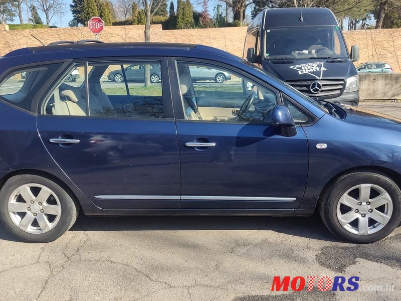 2008' Kia Carens 2,0 Crdi Ex photo #4
