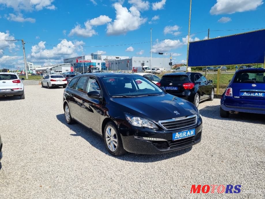 2015' Peugeot 308 Sw photo #2