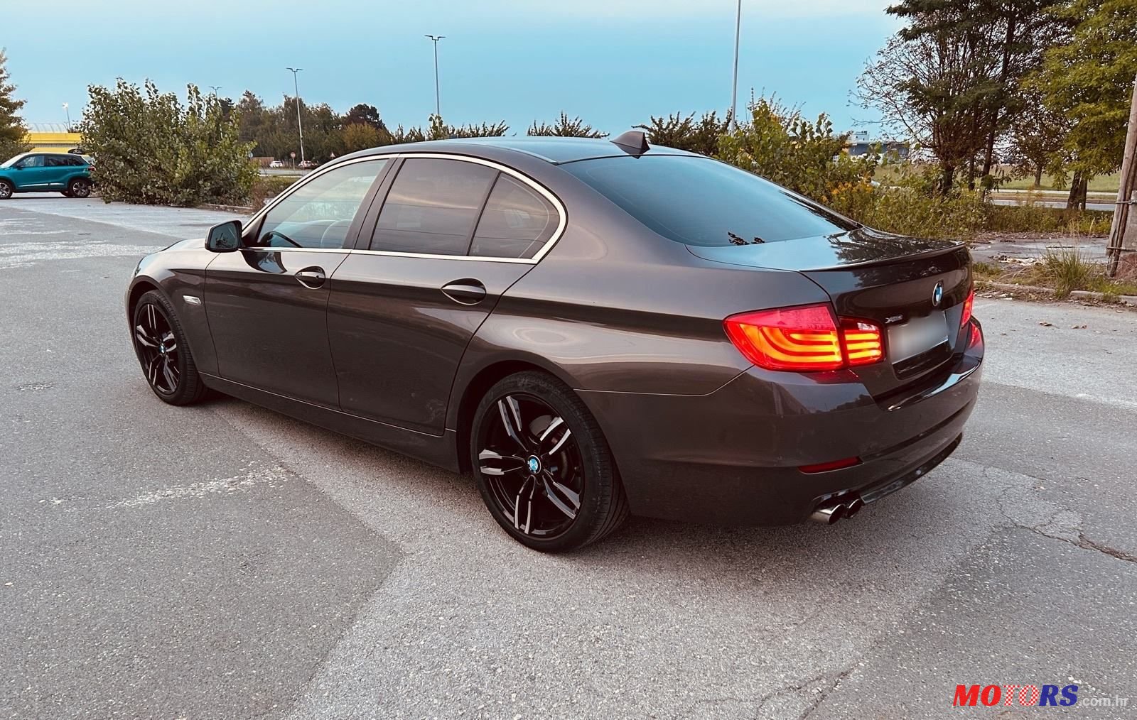 2012' BMW Serija 5 525Xd photo #4