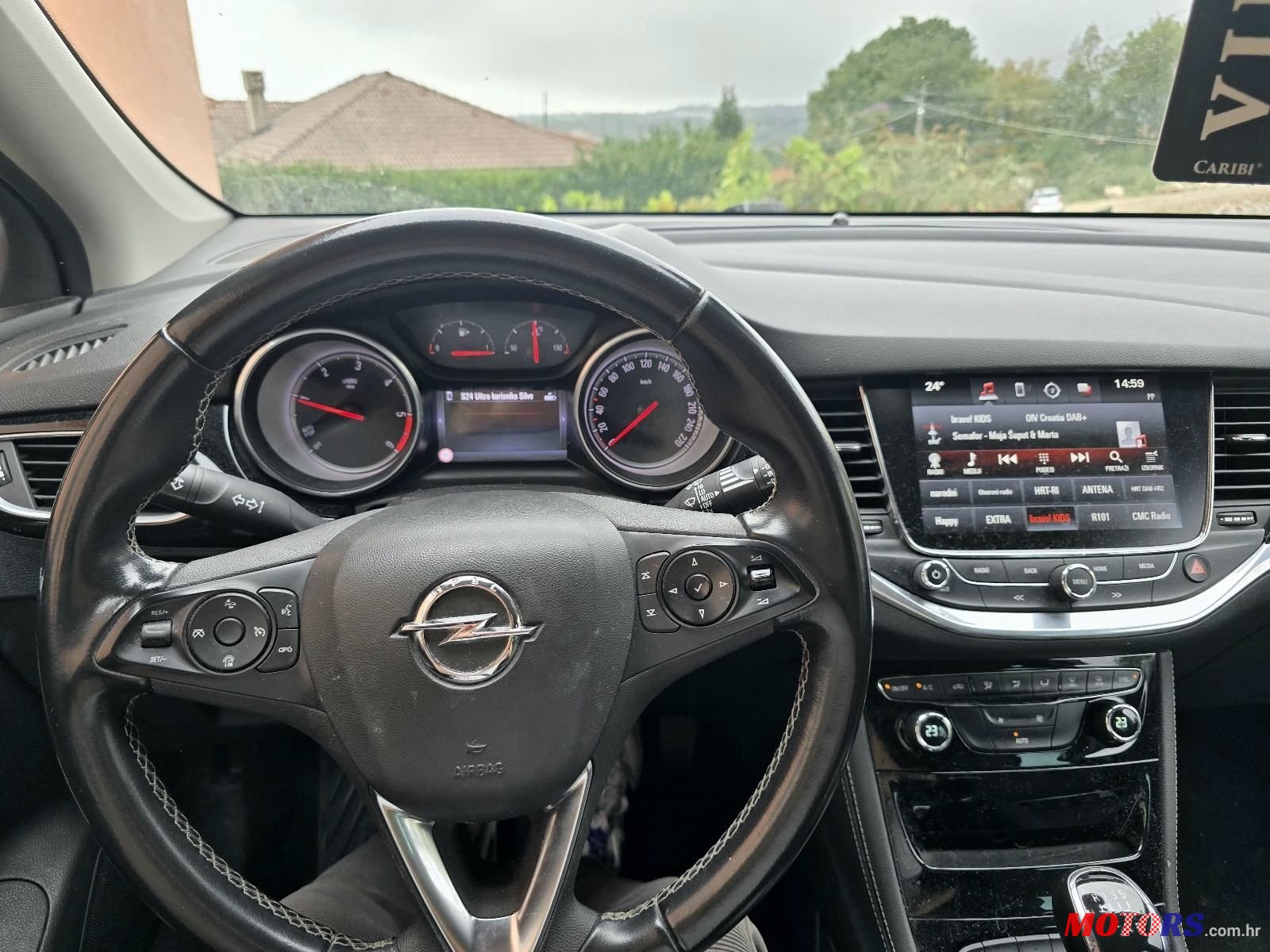 2018' Opel Astra Karavan photo #4