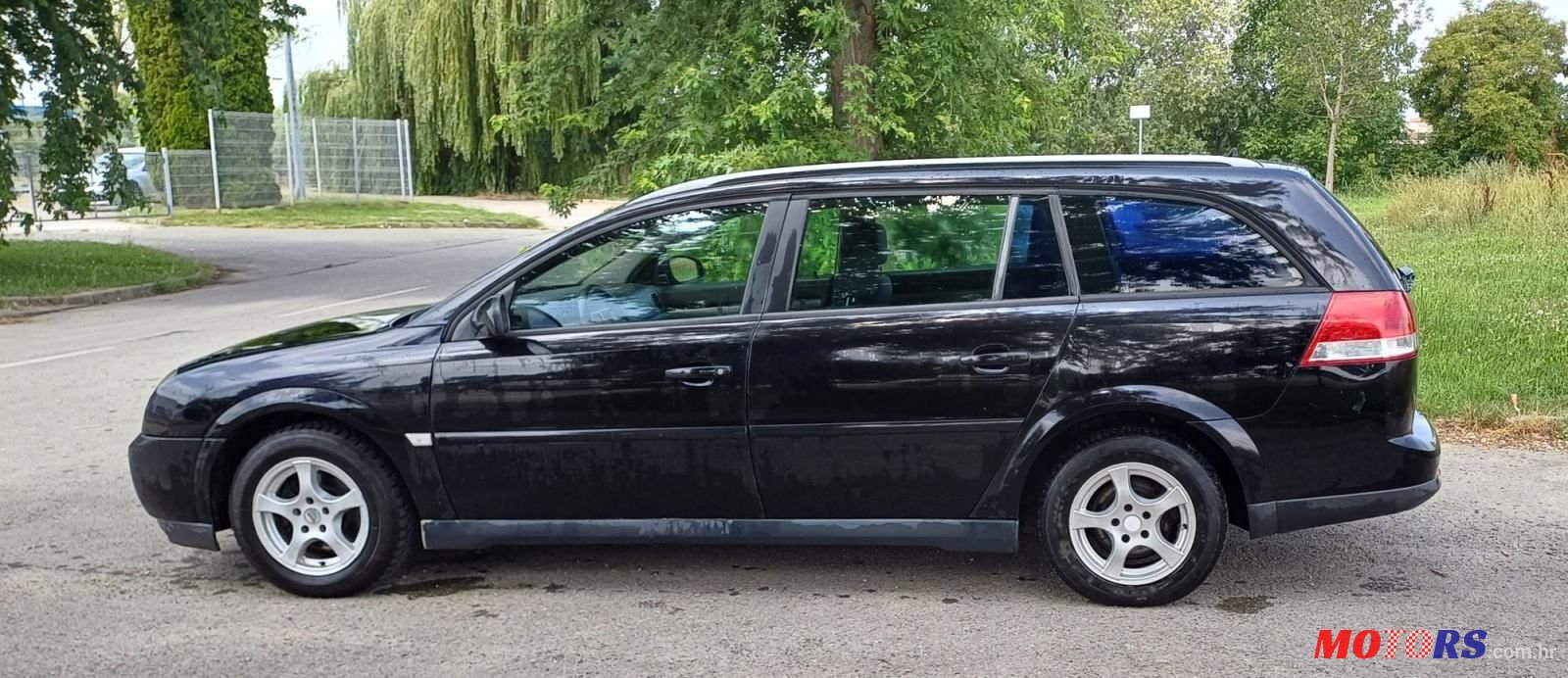 2004' Opel Vectra Karavan photo #3