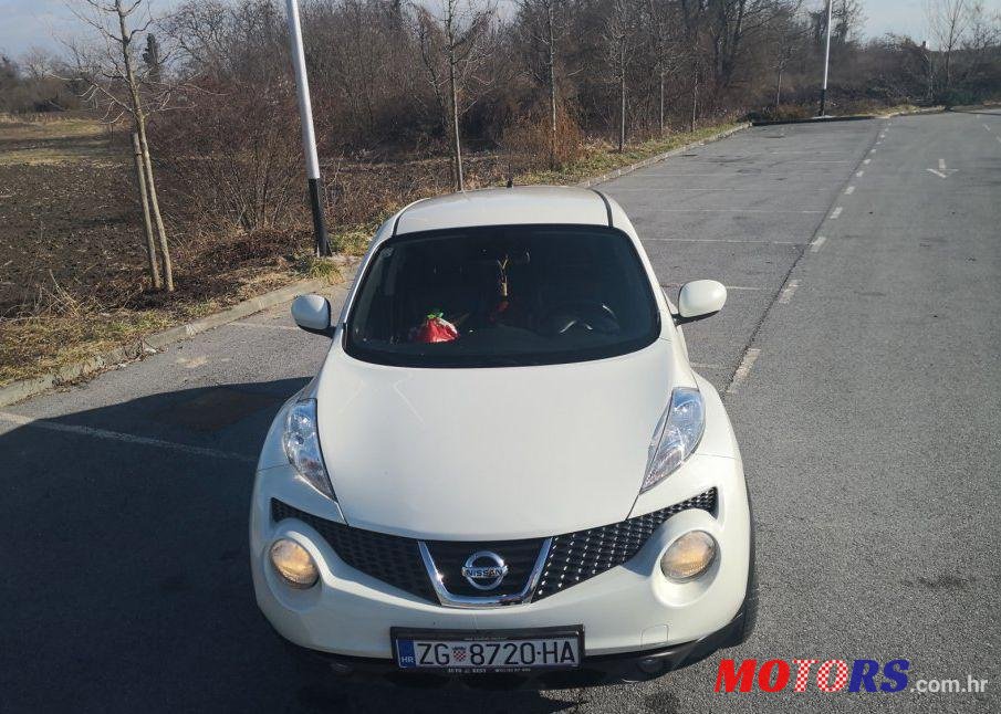 2010' Nissan Juke 1,6 photo #1