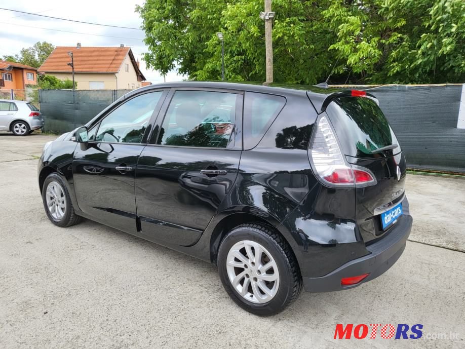 2014' Renault Scenic Dci photo #5