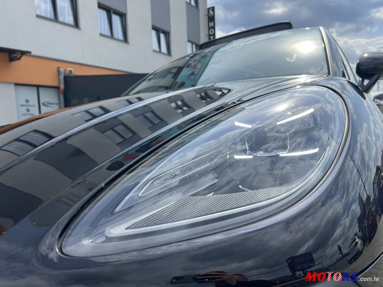 2017' Porsche Macan Porsche Macan S 3.0 photo #3