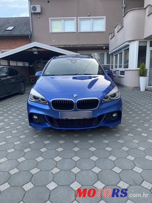 2015' BMW Serija 2 220D photo #1