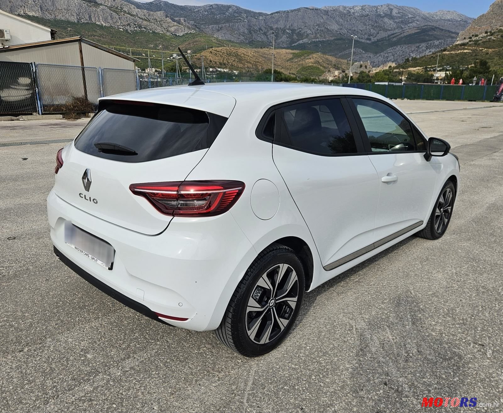 2023' Renault Clio Tce photo #5