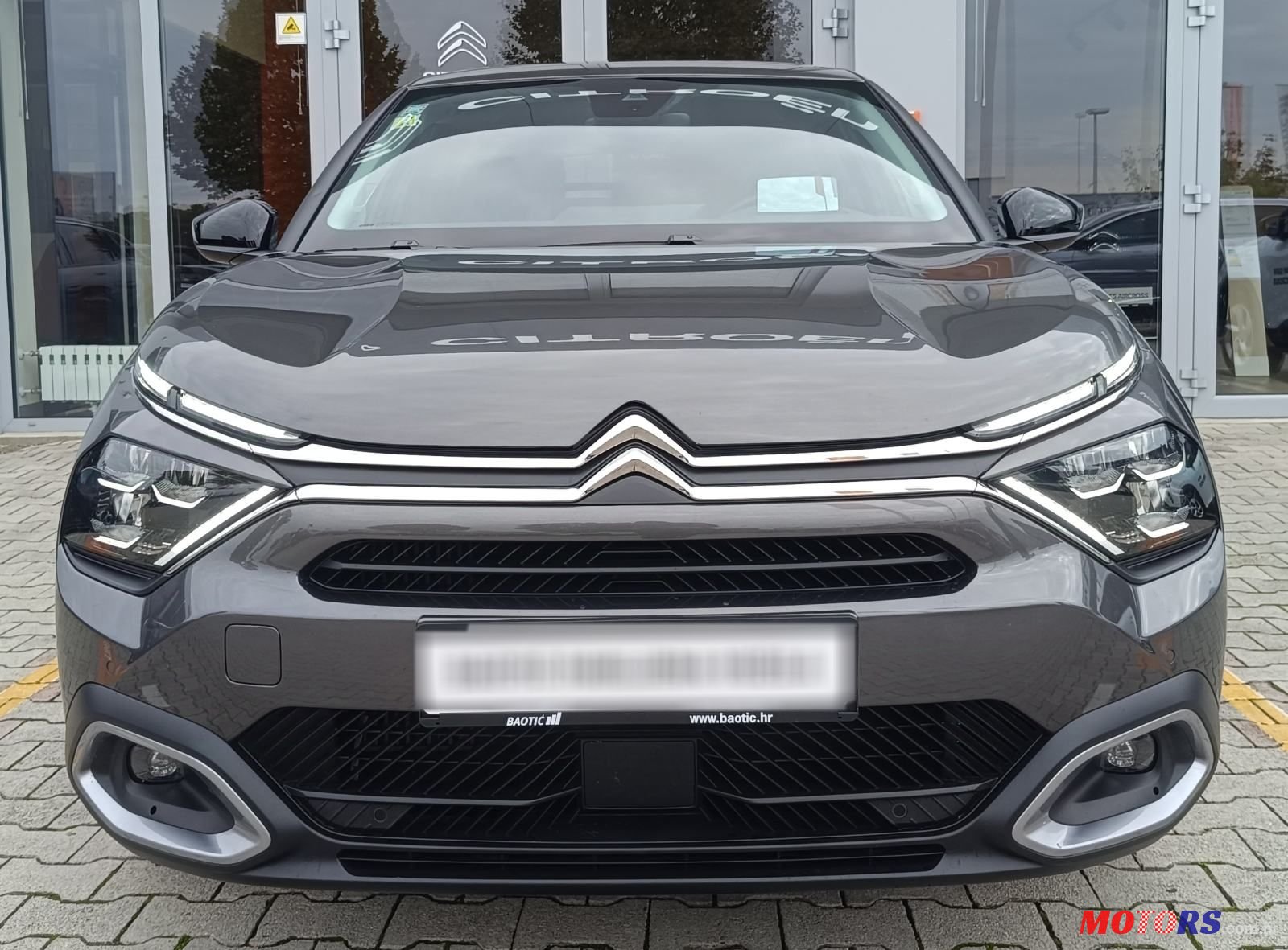 2023' Citroen C4 1,2 Puretech photo #2