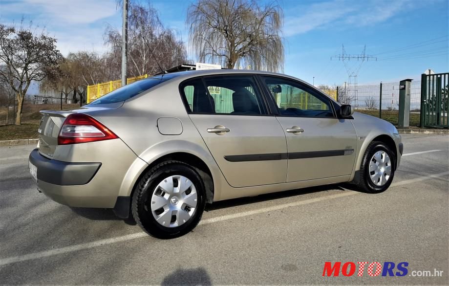 2006' Renault Megane photo #6