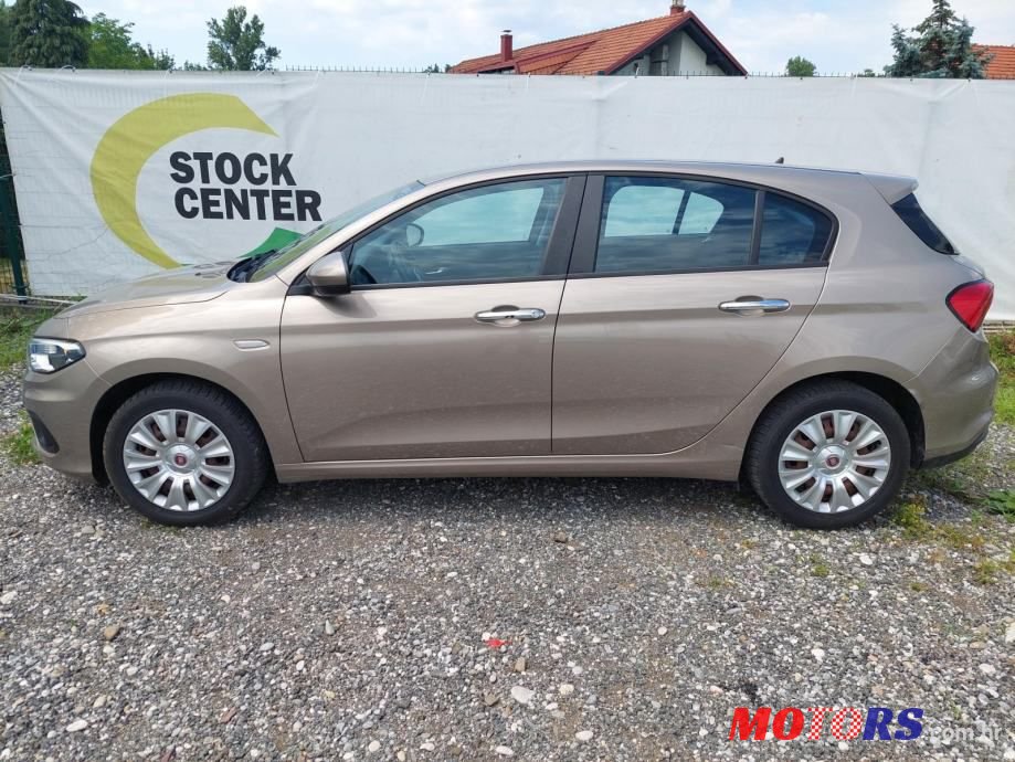 2017' Fiat Tipo photo #3