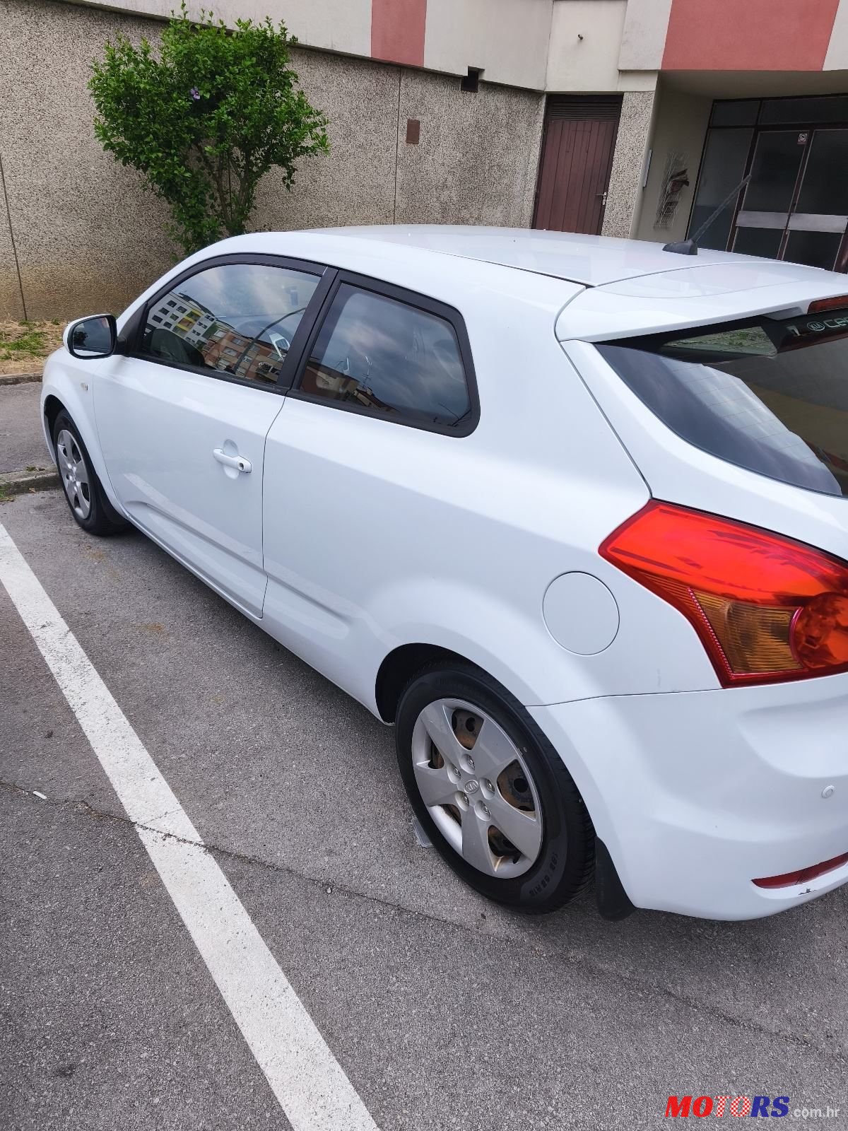 2010' Kia Ceed 1,4 photo #1