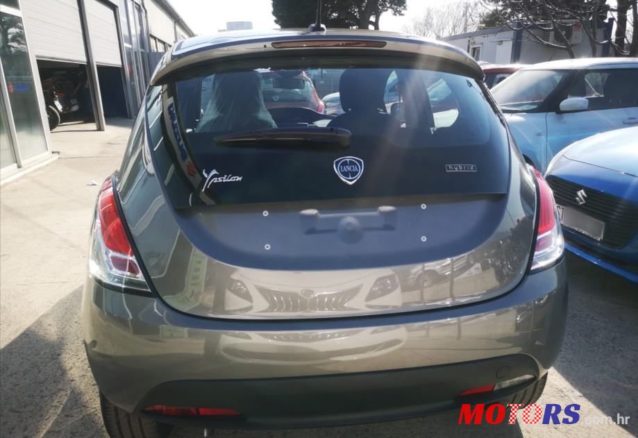 2022' Lancia Ypsilon 1.0 photo #5