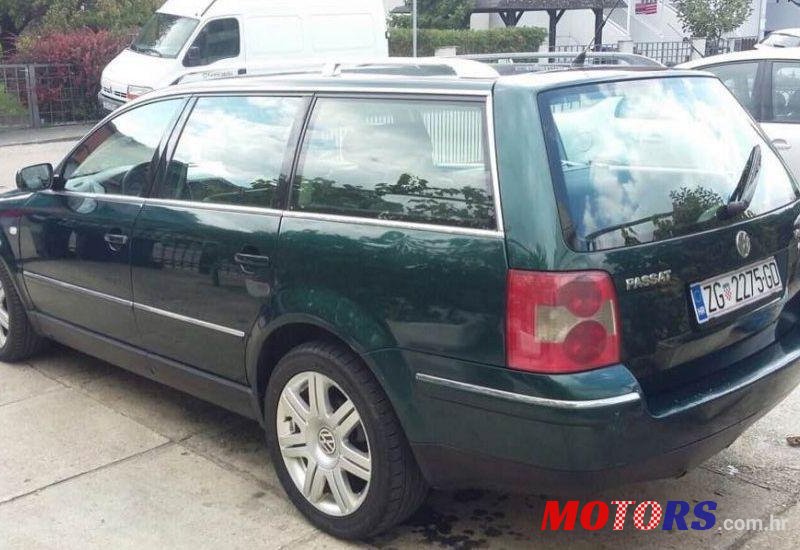 2004' Volkswagen Passat Variant 2,5 V6 Tdi photo #2