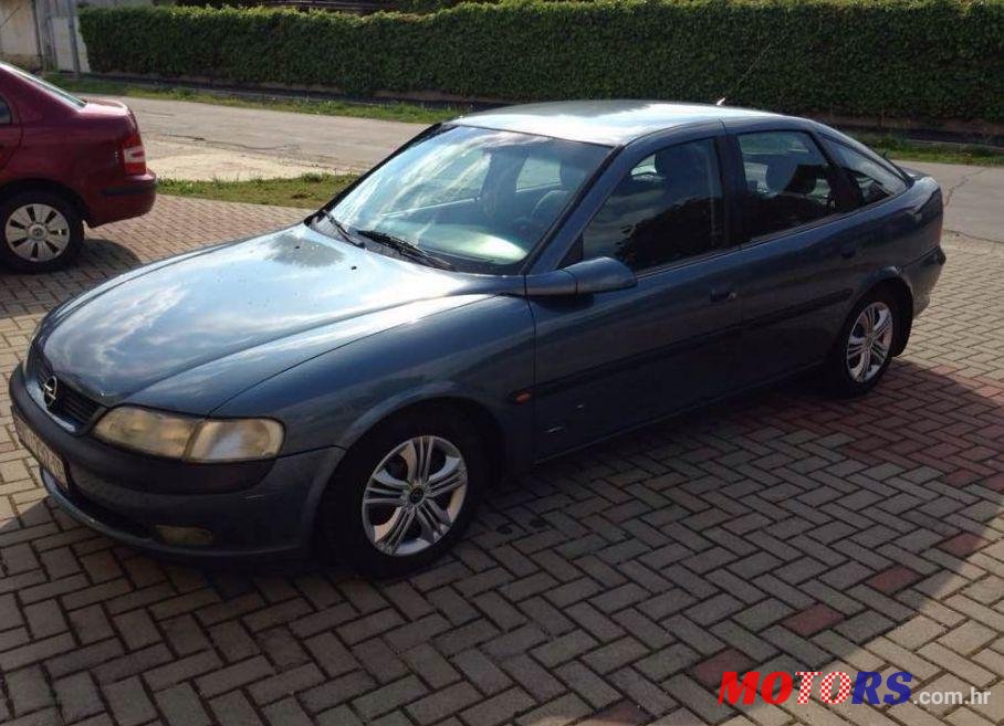 1998' Opel Vectra 1,8 I 16V photo #1
