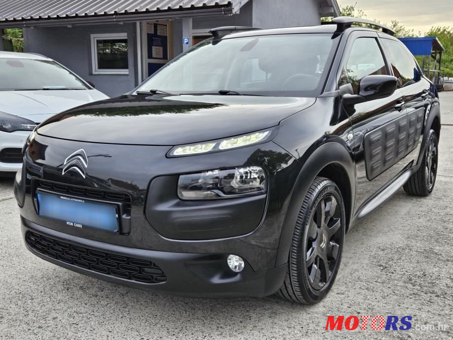 2016' Citroen C4 Cactus 1,6 Bluehdi photo #2