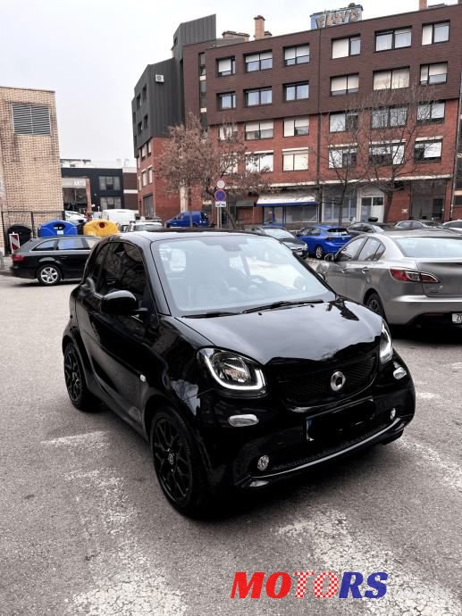 2019' Smart Eq Fortwo Coupe photo #2